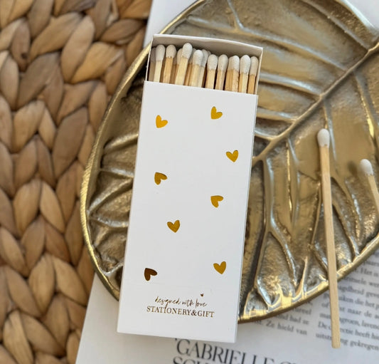 Boîte d'allumettes petits coeurs